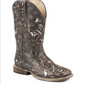 Roper cowgirl boots size 3